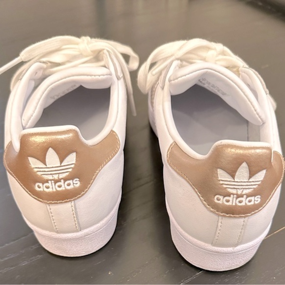 Adidas superstar shell toe white  gold stripes size 7 - Picture 6 of 10